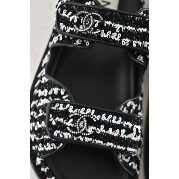 Chanel 22C Black White Tweed CC Logo Mule Slide Strap Flat Dad Teva Sandal 37.5 - Picture 7 of 11